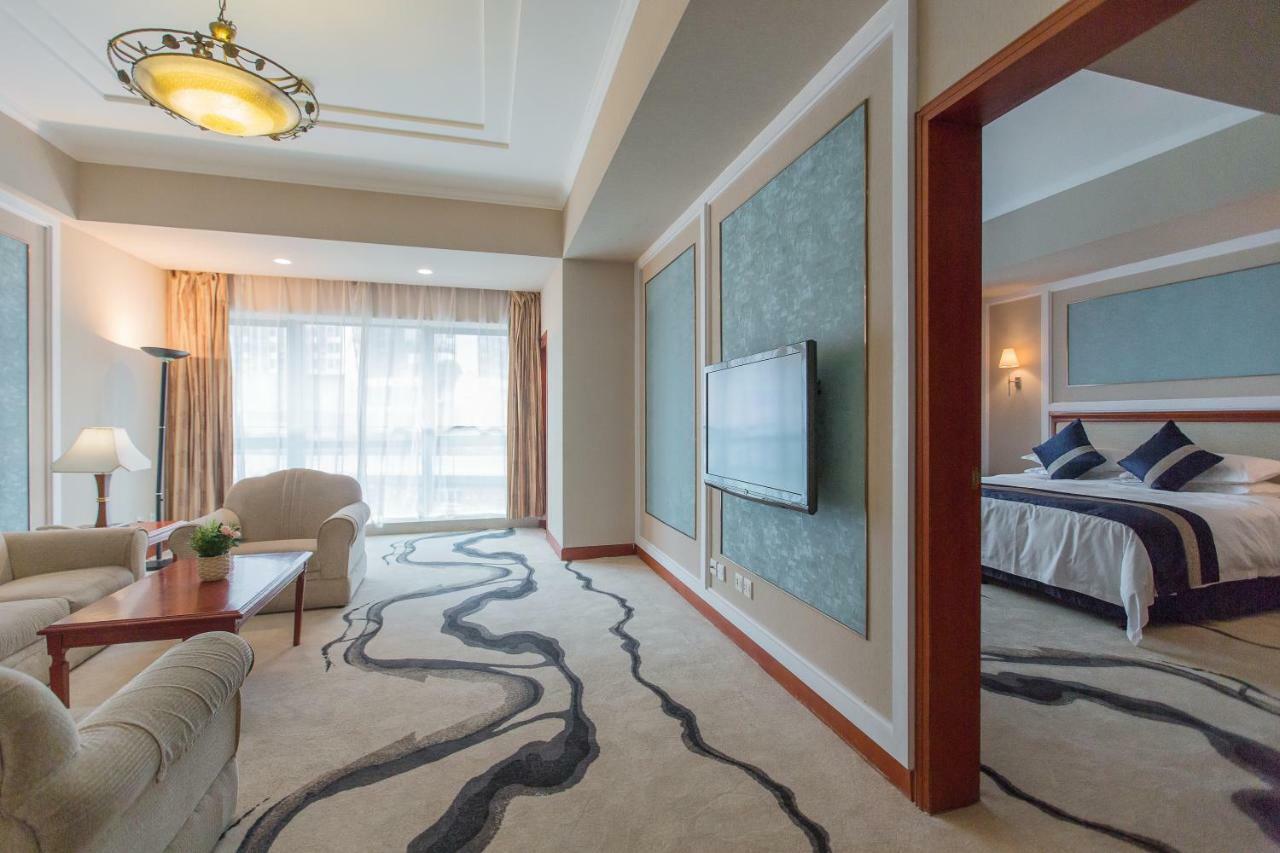 Chongqing Liyuan Hotel Exterior photo